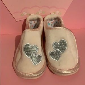 Size 7T house slippers